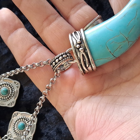 Brandy Melville Silver and Turquoise Necklace Set. - Picture 2 of 8